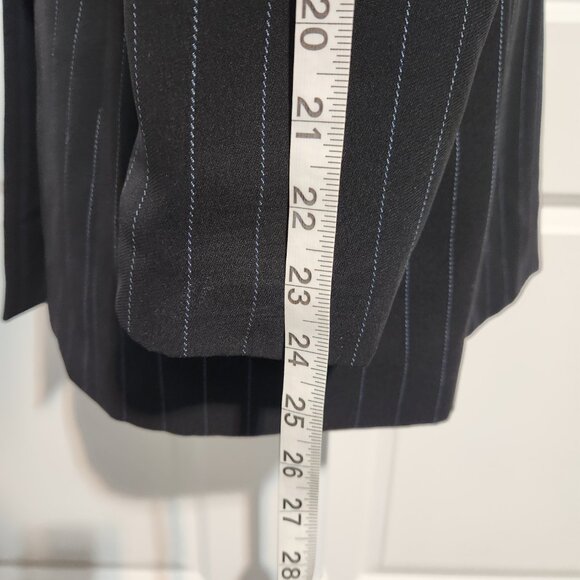 Kasper Women's 2 pc Black Pin Stripe Pant Suit with Light Blue Stripes Size 12 - Picture 9 of 13